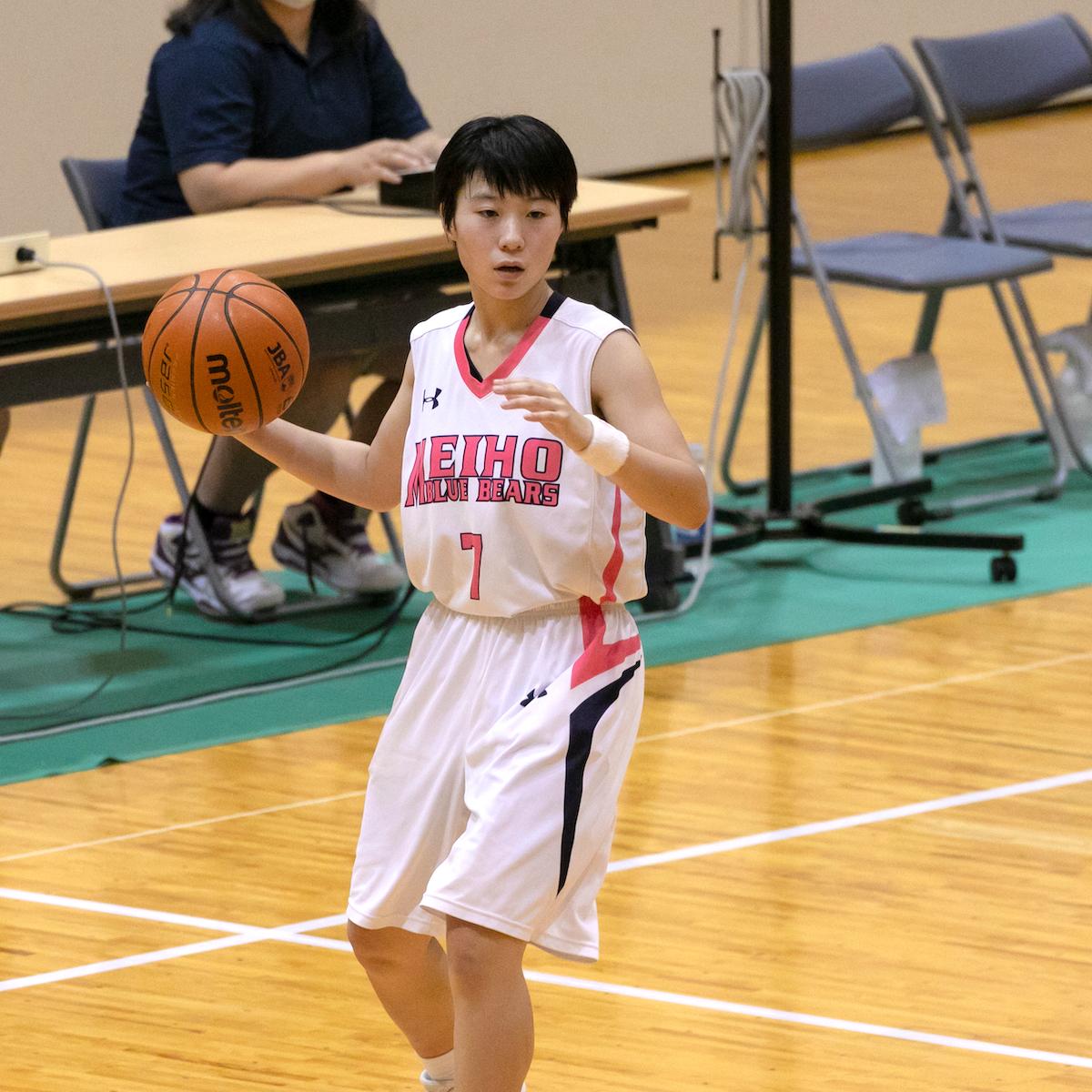 バスケ jk 体育館でバスケをする女子高生の写真素材 [FYI01822371 ...