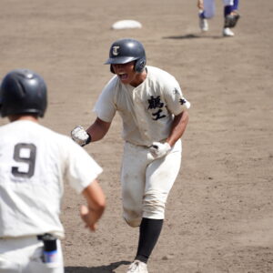全国高校野球大分大会　グッドルーザー　グラブ越し伝わる鶴崎工業バッテリーの友情 　【大分県】