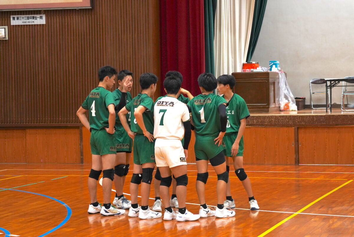 県高校フレッシュバレーボール優勝大会 男子は大分工業グリーン、女子は大分西が優勝 【大分県】