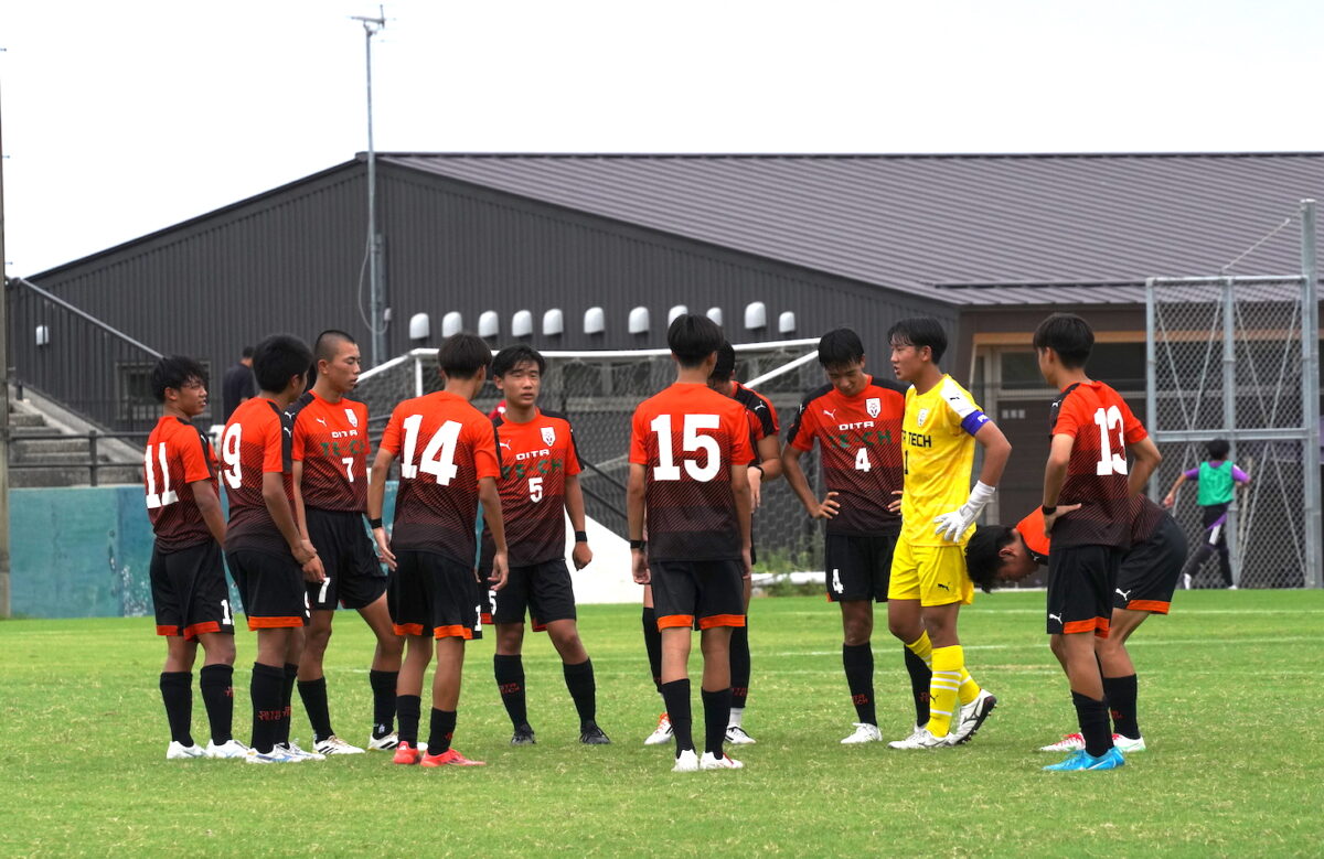 全国高校サッカー選手権県予選特集（７）　大分工業　波を力に変え最後まで走り抜け　【大分県】