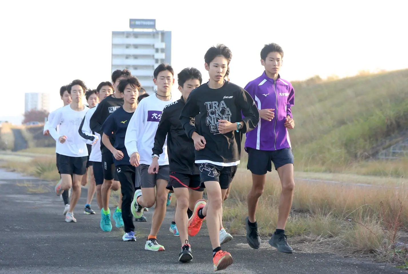 冬の高校スポーツ全国大会　駅伝男子　独自調整で挑む大分東明　都大路10位台目指す　【大分県】