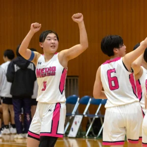 ダイヤの原石たち　バスケットボール女子　主役は譲らぬ　吉松志菜（明豊２年）の存在感　【大分県】