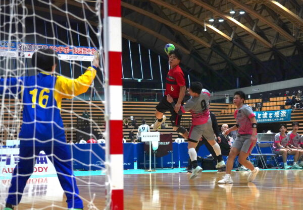 全国高校選抜大会　ハンドボール男子　大分雄城台が初戦突破　監督とともに勝つ理由がある　【大分県】