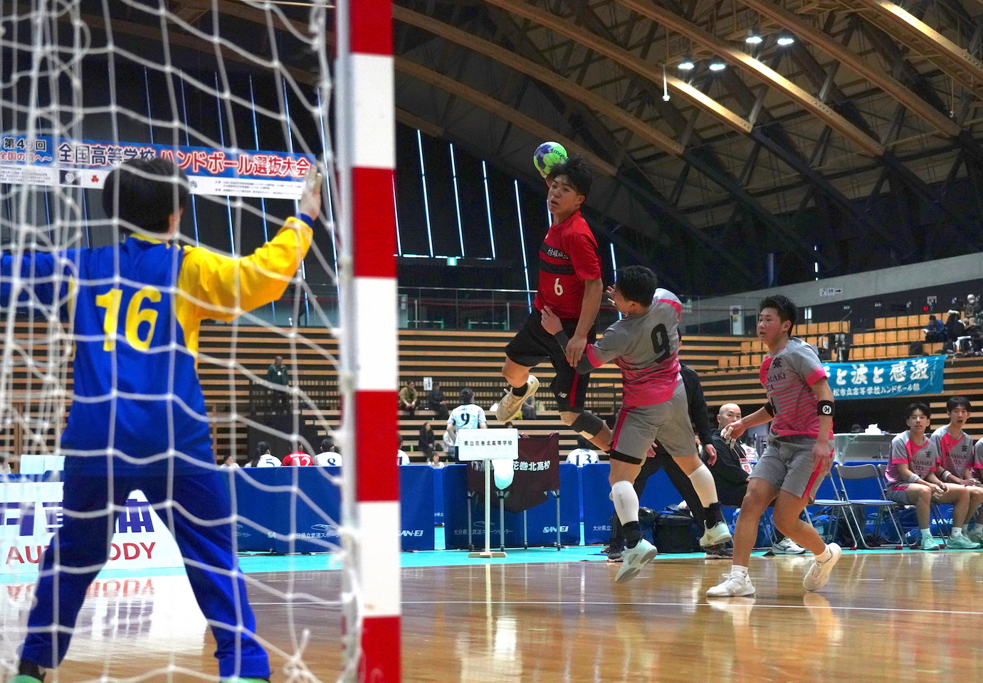 全国高校選抜大会　ハンドボール男子　大分雄城台が初戦突破　監督とともに勝つ理由がある　【大分県】