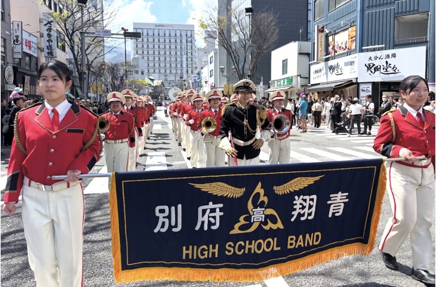 別府翔青吹奏楽部　３０年ぶり衣装新調、新章開幕　【大分県】