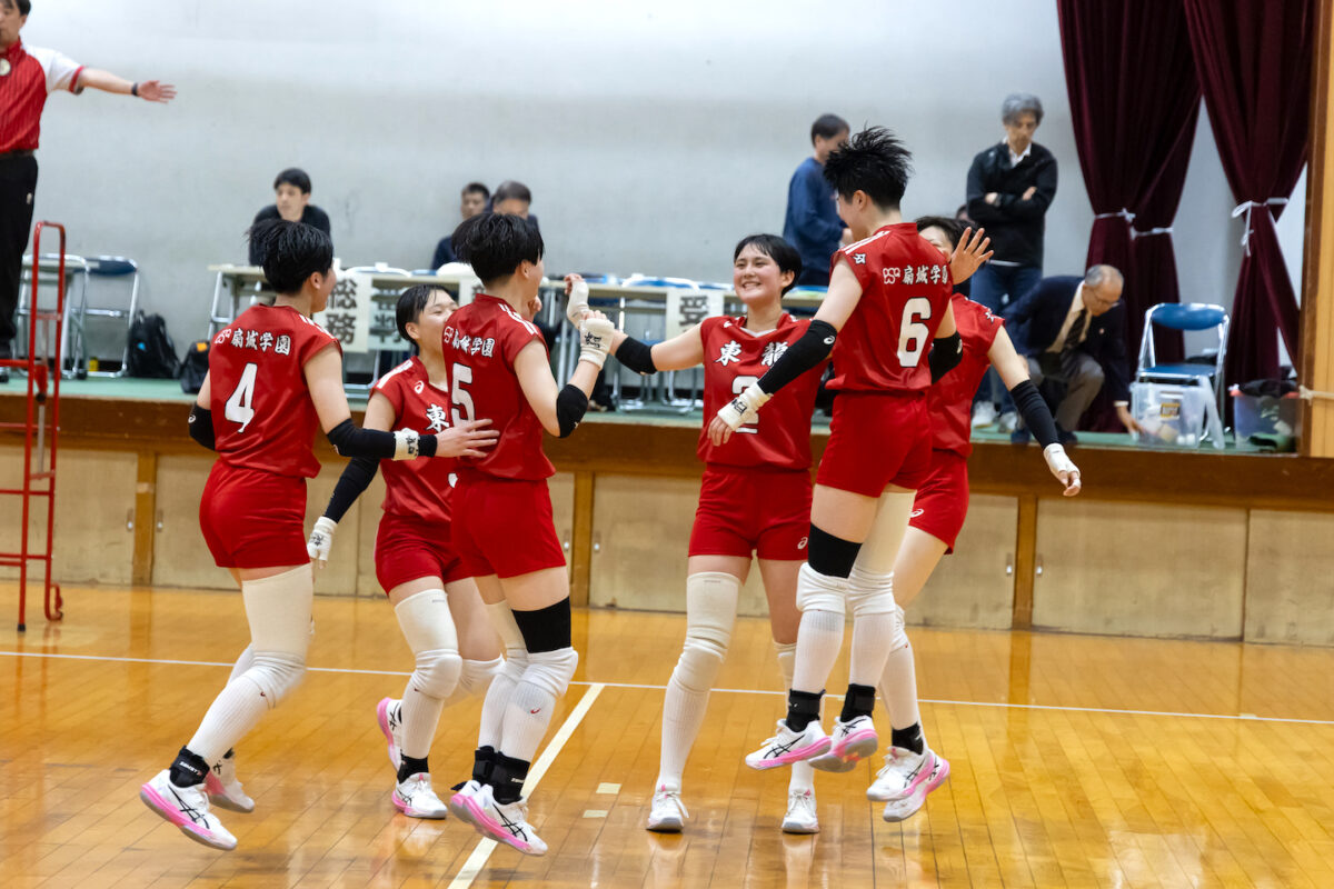 全九州バレーボール総合選手権県予選　女子　全員でつかんだ優勝　揺るがぬ東九州龍谷の軸　【大分県】
