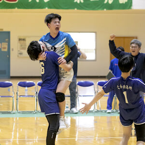 全九州バレーボール総合選手権県予選　男子　粘りで制した大分南の頂点への一戦　【大分県】