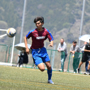 県高校総体前特集　サッカー男子（１）大分鶴崎　課題と手応え　総体に向けて加速する　【大分県】