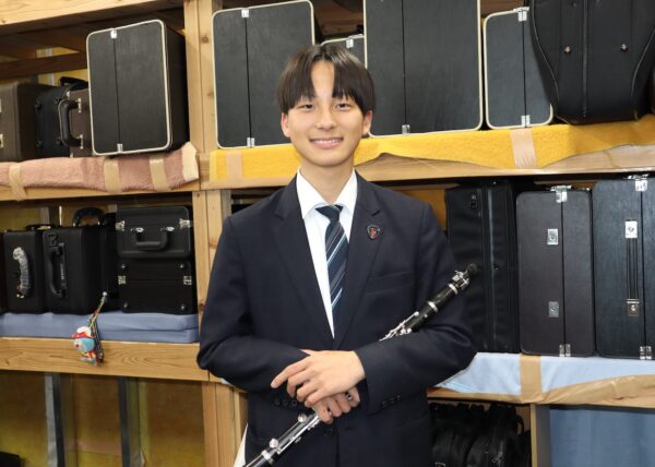 日本文理大学付属高校吹奏楽部　藤井 陽彩（２年）　file.919