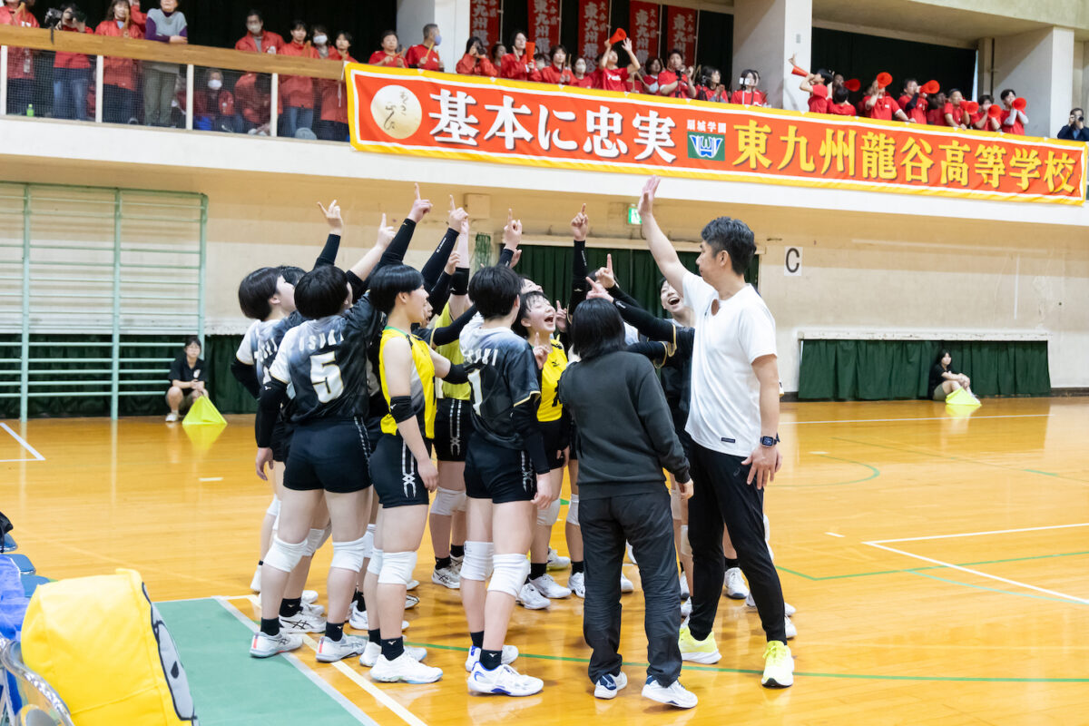 県高校総体前特集　バレーボール女子（４）臼杵　混ざり合う世代の力　【大分県】