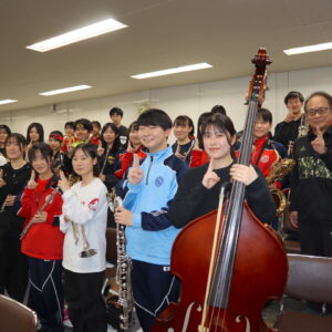 日本文理大付属高校吹奏楽部　忍者「くのいち」で金賞　マーチングステージ全国大会で感動を呼ぶ　【大分県】