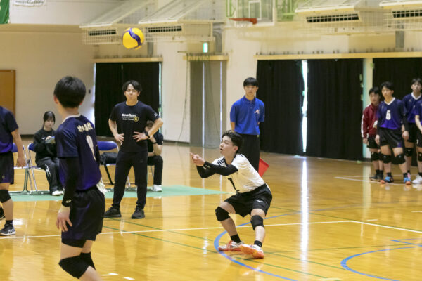 県高校総体前特集　バレーボール男子（４）　竹田　拾ってつなぎ４強の先へ　【大分県】