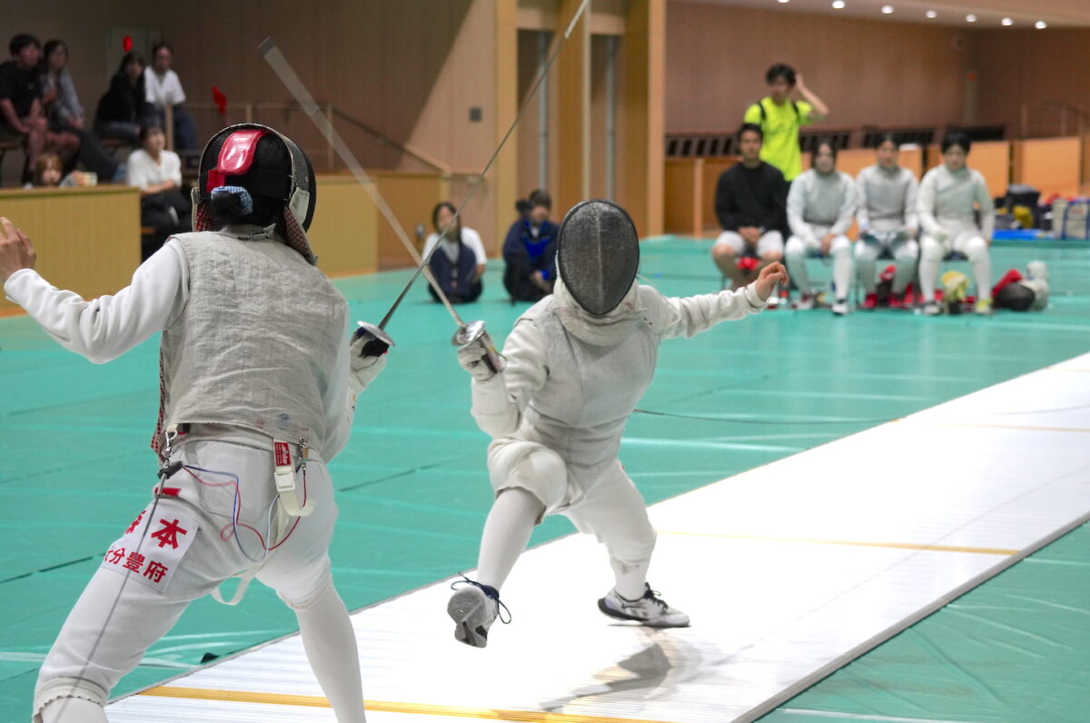 県高校総体　フェンシング女子　３年ぶりV　別府翔青支えた３年生の力　【大分県】