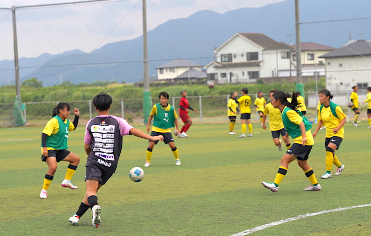 国スポ九州ブロック　サッカー少年女子　個性を束ねて九州決戦　狭き２枠をつかみ取れ　【大分県】