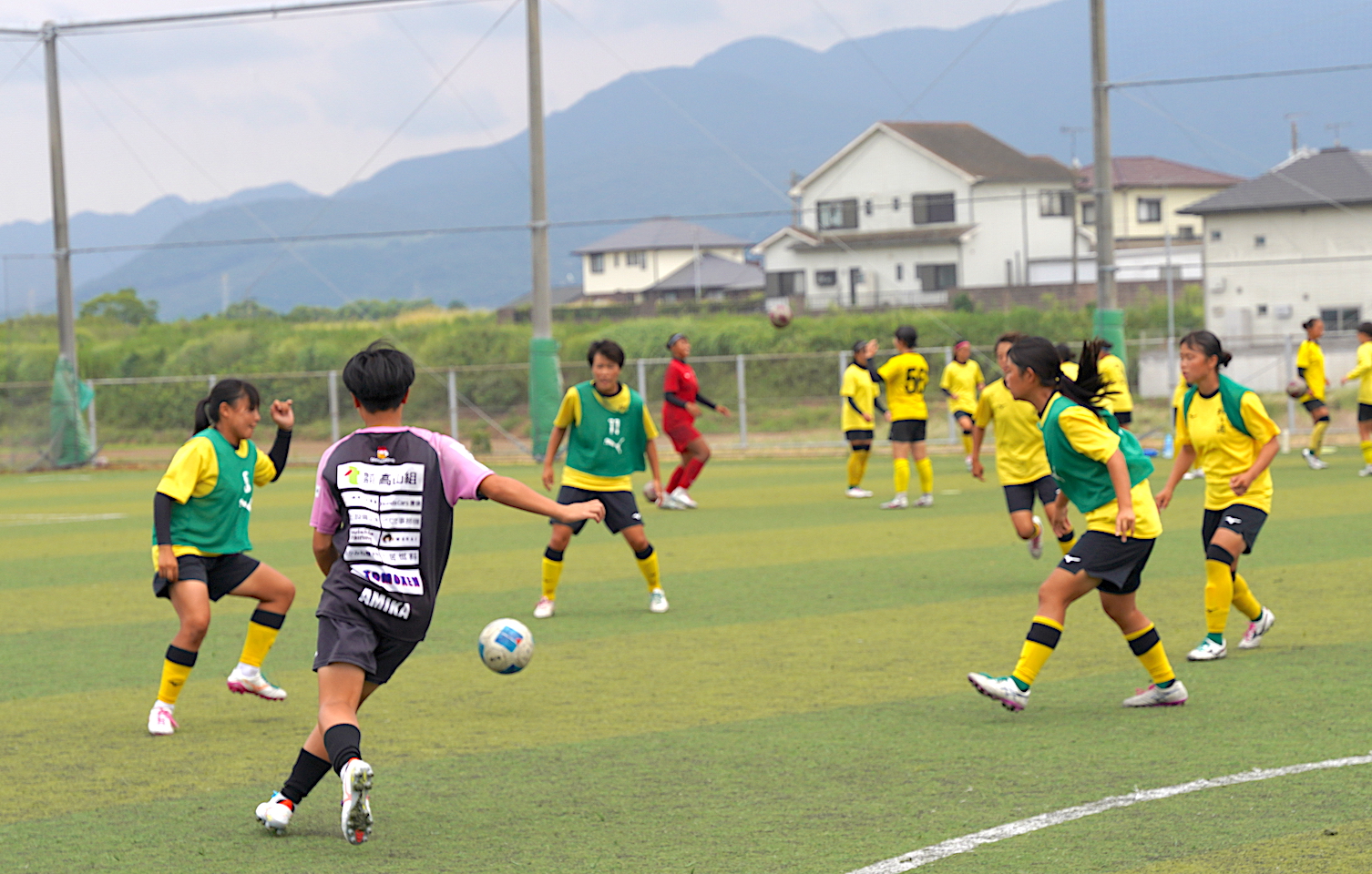 国スポ九州ブロック　サッカー少年女子　個性を束ねて九州決戦　狭き２枠をつかみ取れ　【大分県】