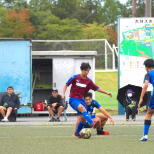 全国高校サッカー選手権県予選特集　シード８校を徹底紹介（２）　大分鶴崎　王者の看板を脱ぎ捨て　県ベスト８からの逆襲　【大分県】