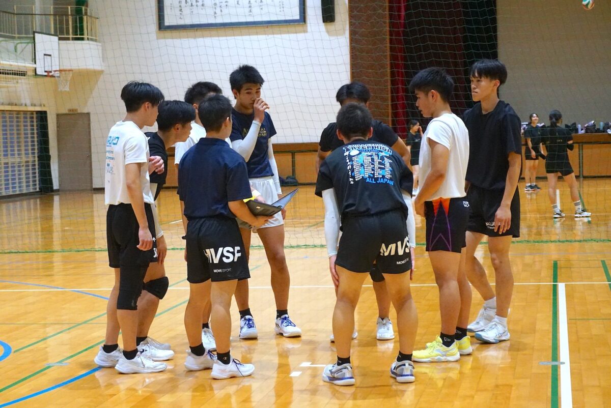 春高への切符は譲らない！　男子シード４校の挑戦　大分南　敗戦を力に変え王座奪還　【大分県】