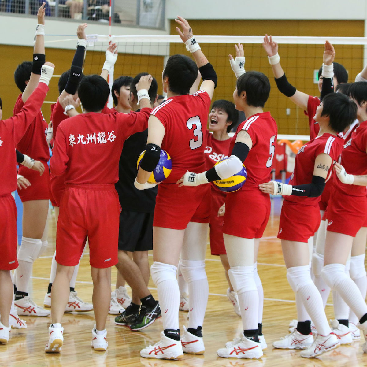 東九州龍谷高校　２冠逃すも準Ｖ　春高バレーに向け復権かける