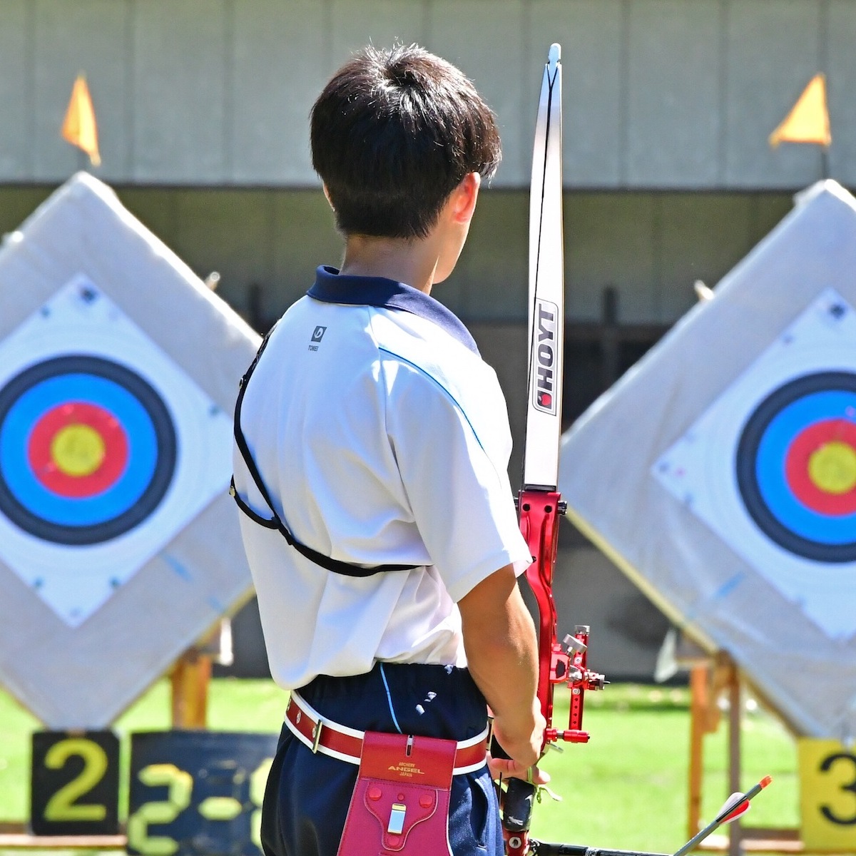 県高校新人大会　アーチェリー　団体男子は大分東明、女子は別府溝部学園が優勝
