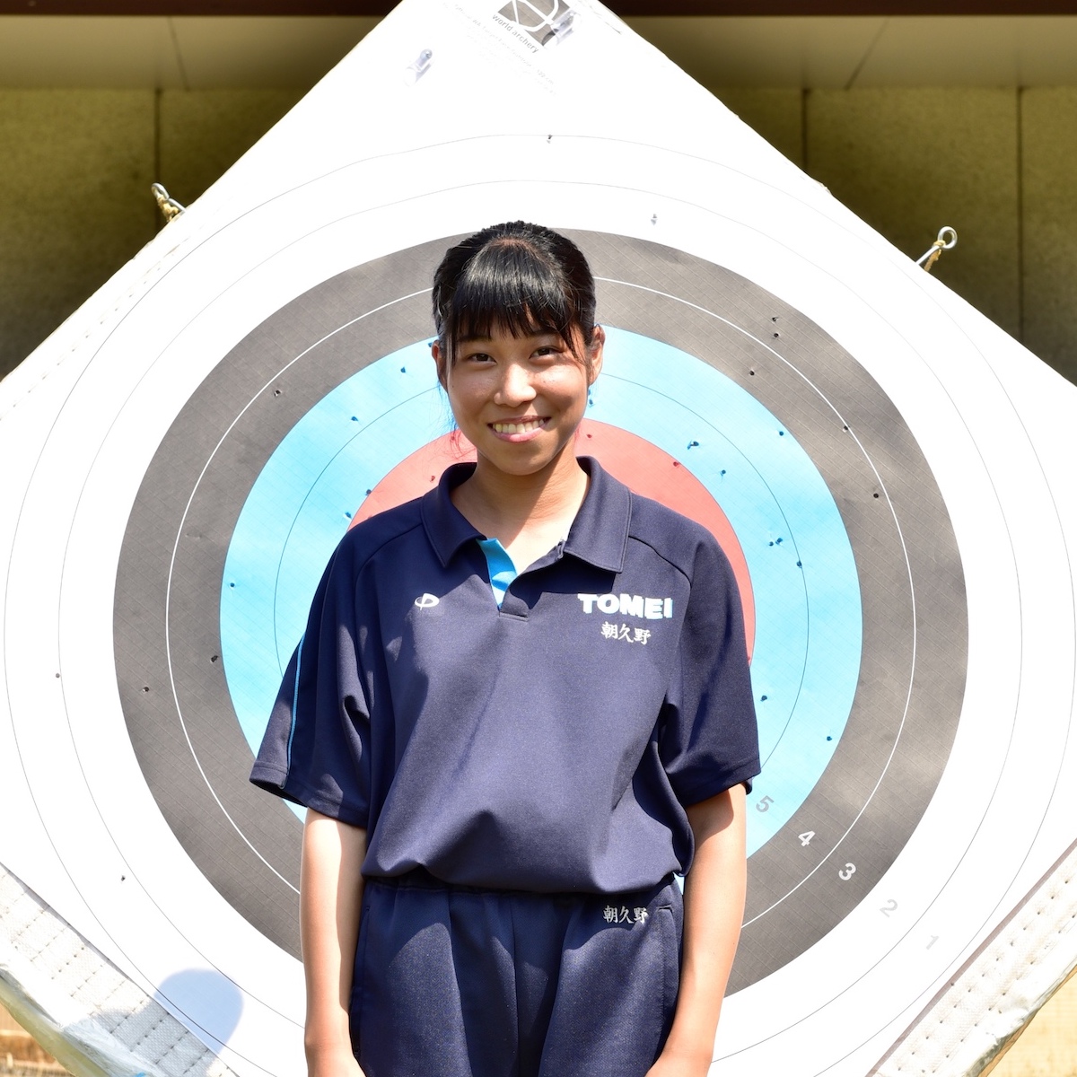 大分東明高校アーチェリー部　朝久野奈波（１年）　file.140