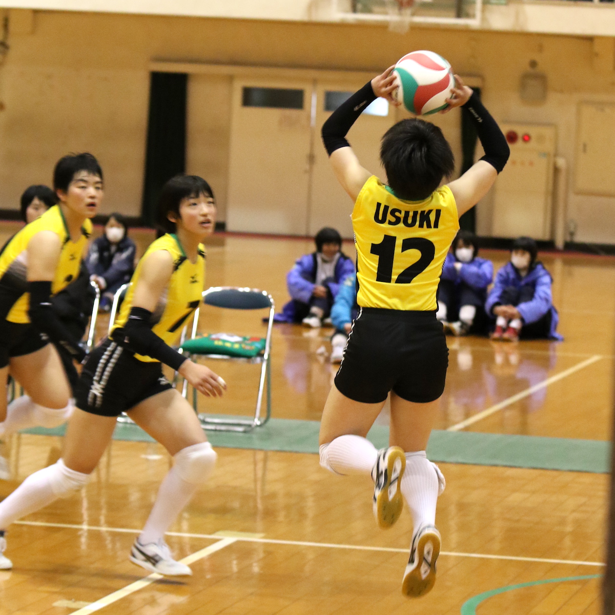 県高校新人バレーボール大会女子　臼杵スタイル花開く