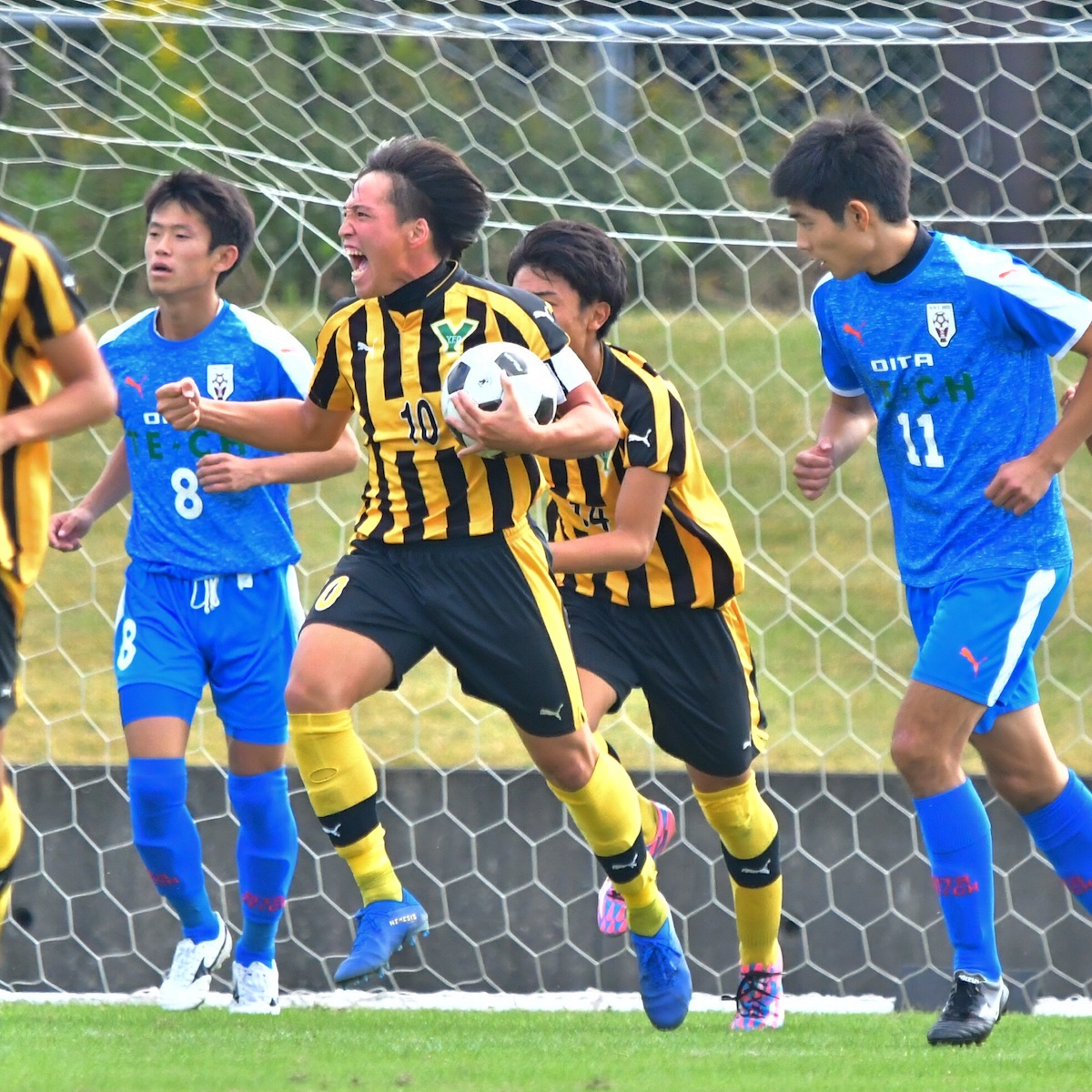 全国高校サッカー選手権県予選　ＰＫ勝利の柳ケ浦、苦しみながらたどり着いた決勝