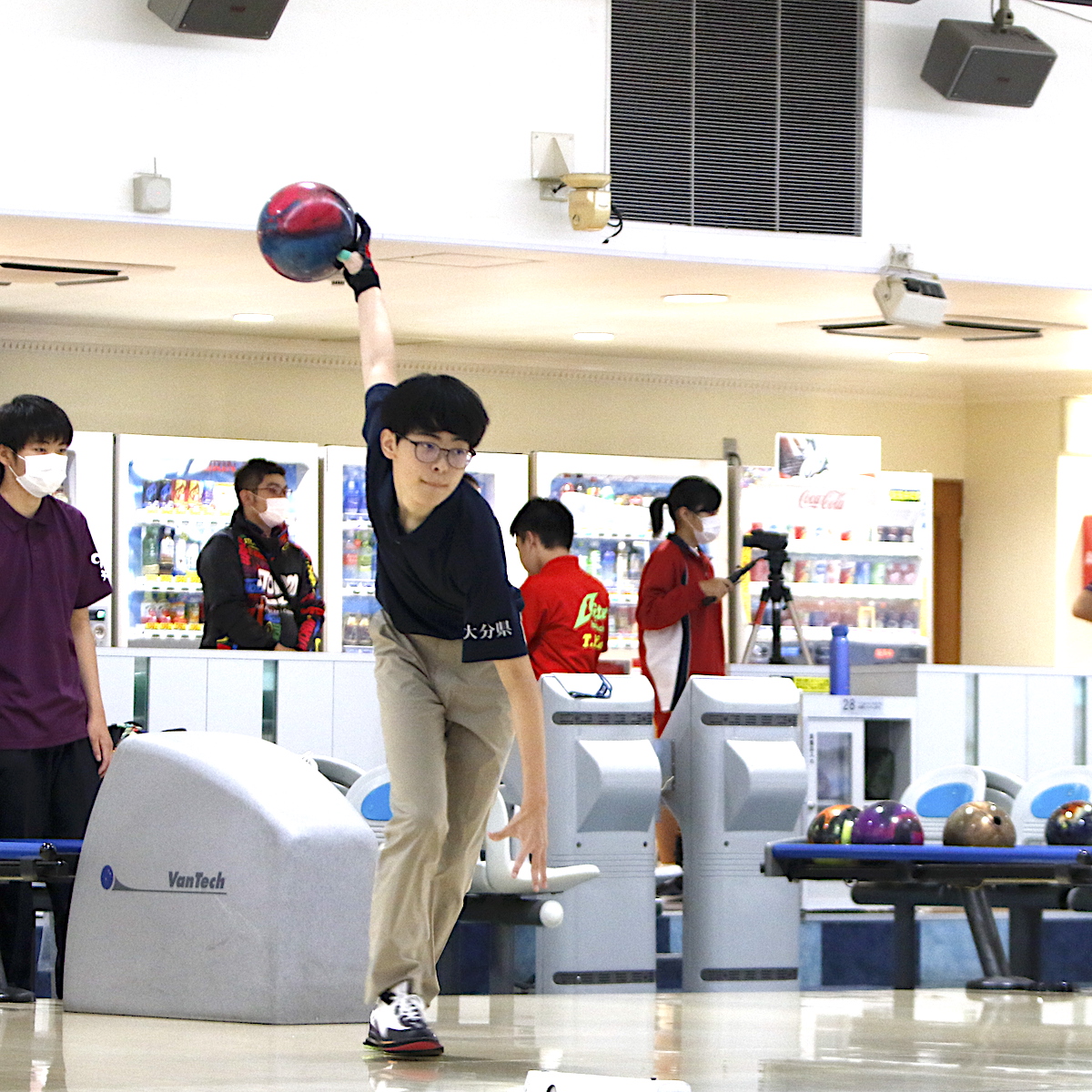 #スポーツのチカラ　県高校総体　ボウリング男子　荒金・中尾ペアが大会新で優勝