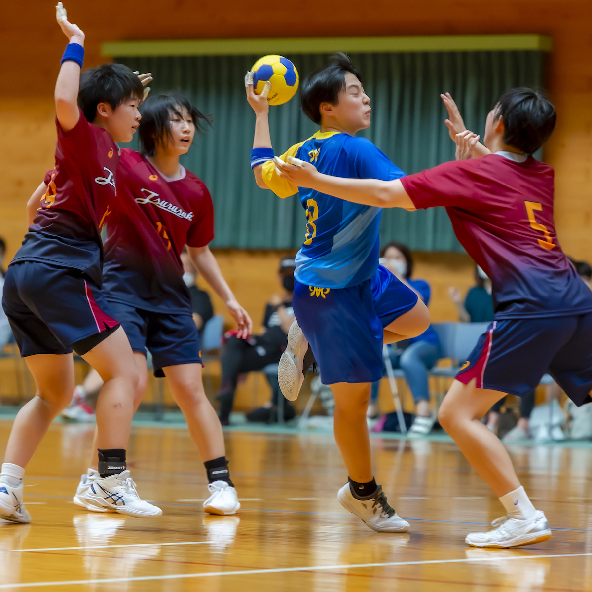 ＃スポーツのチカラ　県高校総体 　ハンドボール女子　日本一から３年後、チームメートからライバルに