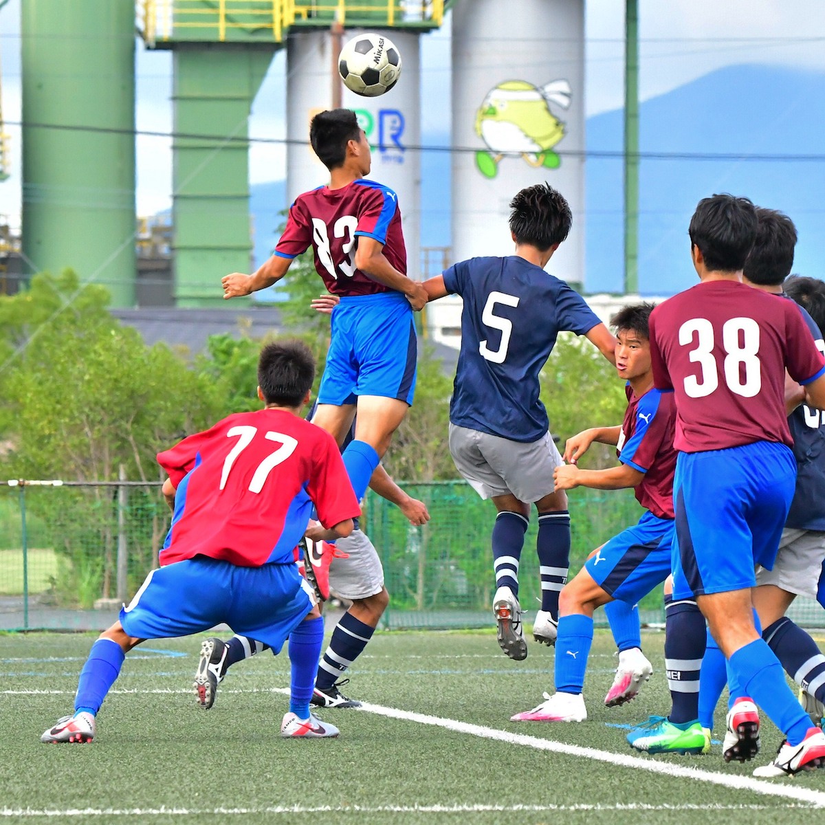 全国高校サッカー選手権大会県予選特集①　夏の県王者・大分鶴崎、不変のスタイルで２冠目指す