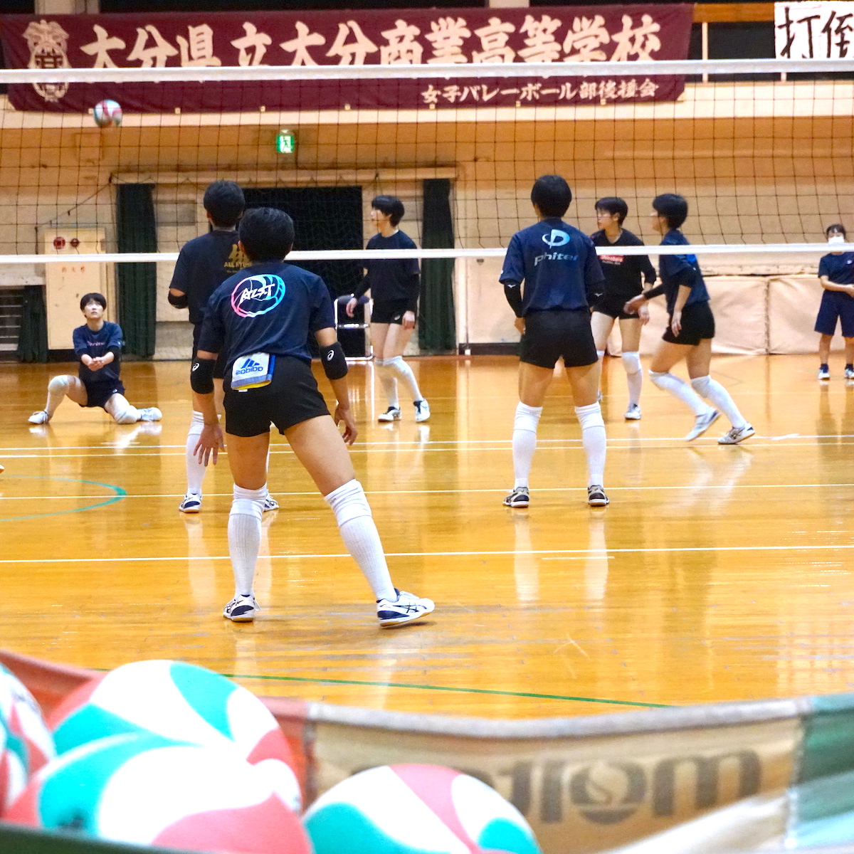 春の高校バレー女子県予選特集②　１、２年の成長力に３年の包容力を加え、総力戦で挑む大分商業