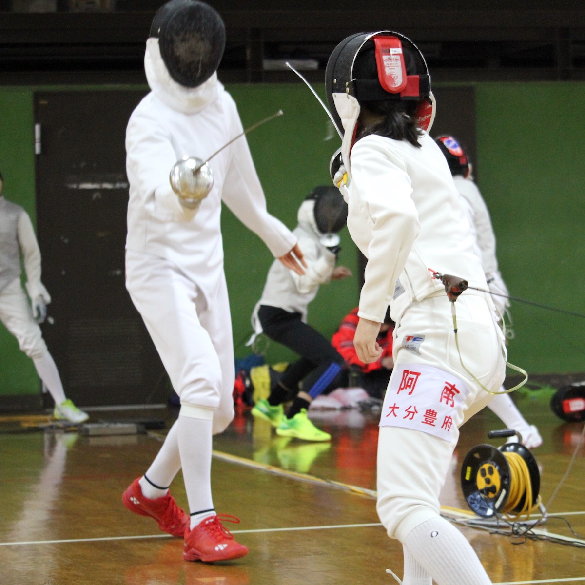フェンシング女子　大分豊府　総合力を結集し、九州制覇を狙う