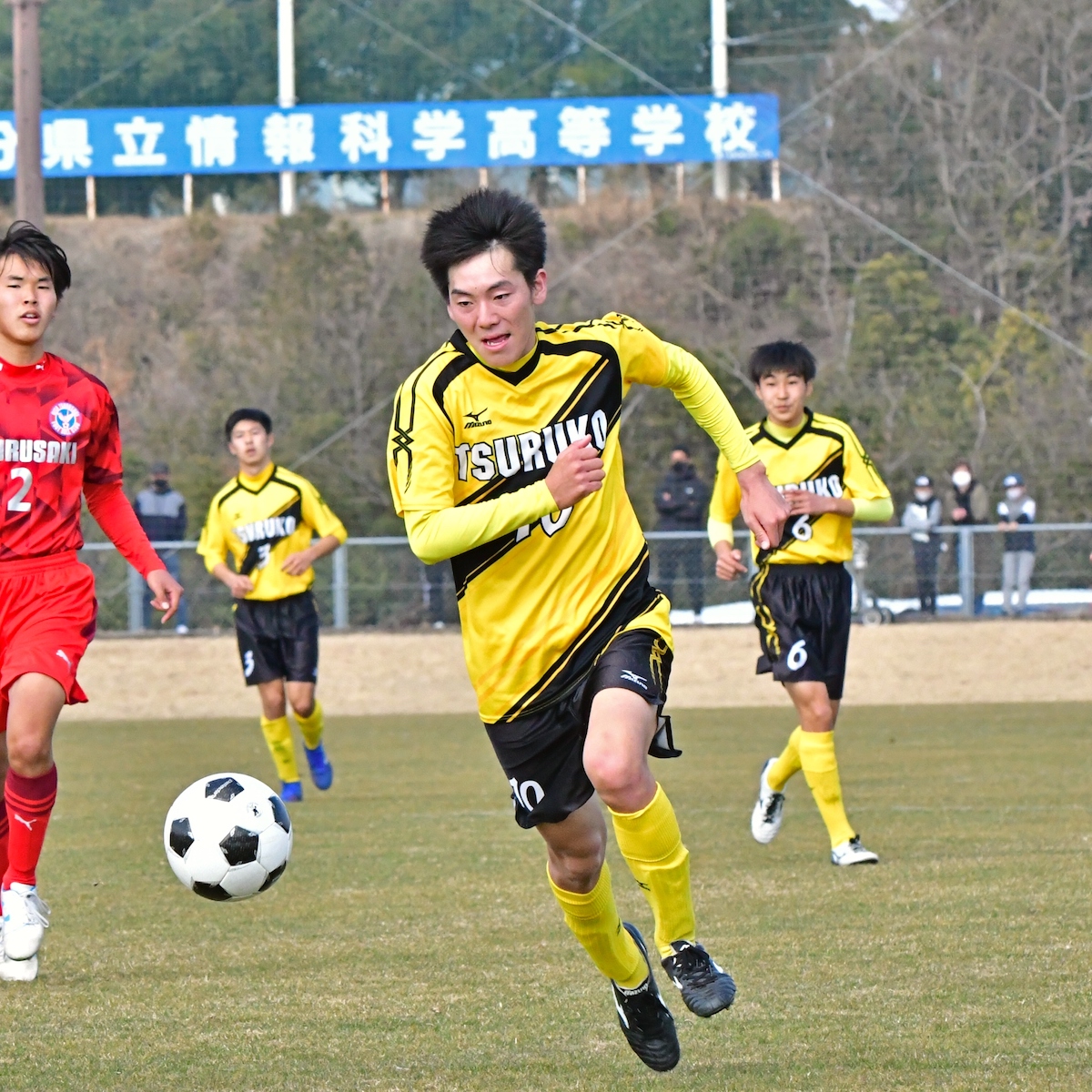 サッカー男子　鶴崎工業　九州大会で腕試し、自分たちのサッカーを貫く