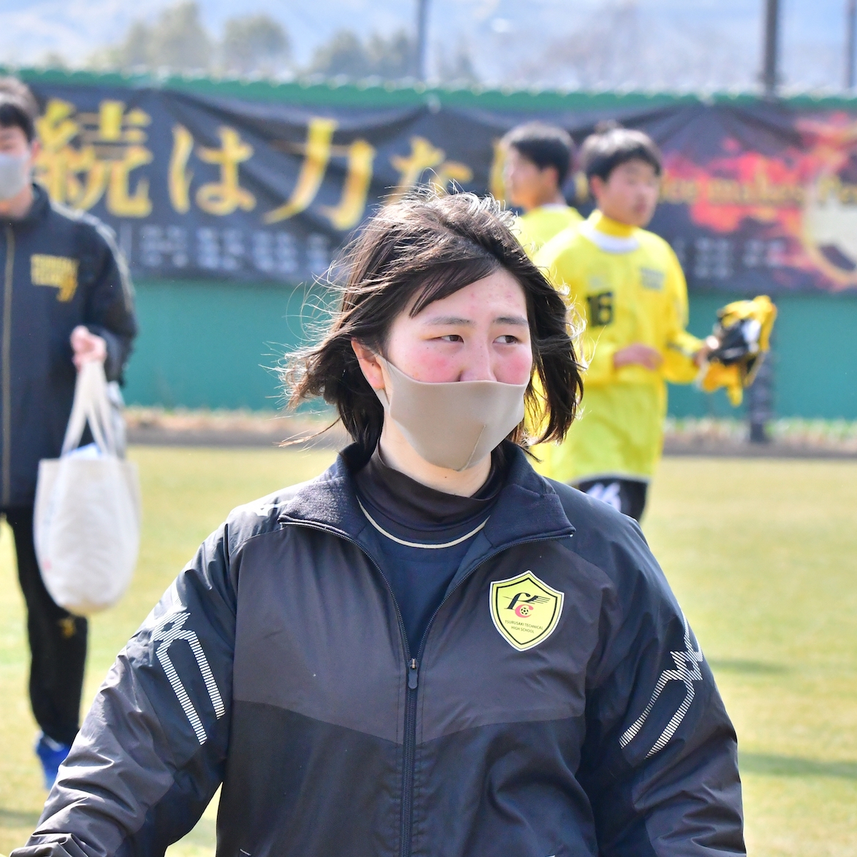 マネージャー戦記　少しでも戦力になりたい　西原舞七（鶴崎工業高校サッカー部２年）