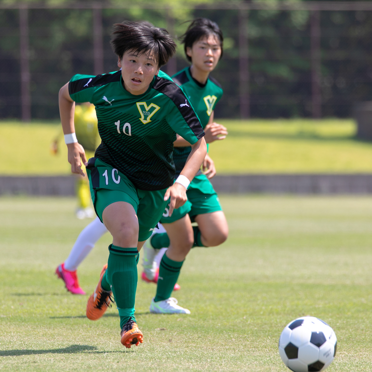 県高校総体　サッカー女子　セットプレーで３得点の柳ケ浦が14連覇