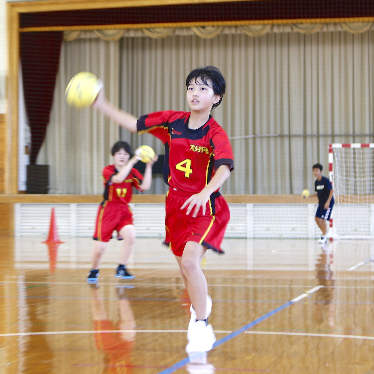 ハンドボール女子　下郡ハンドボールスポーツ少年団が全国２位