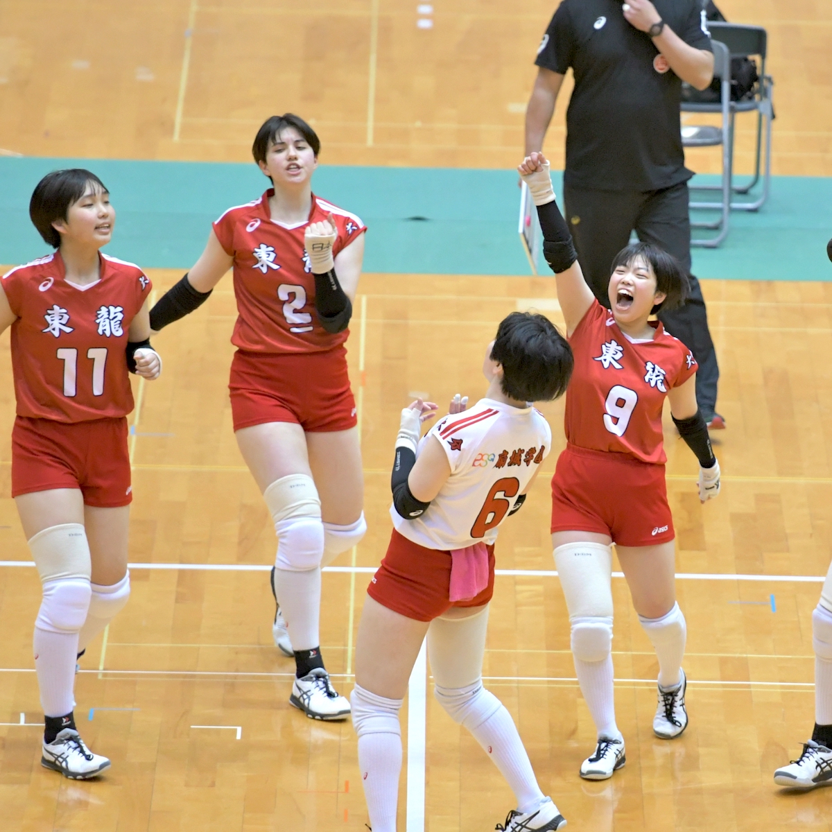 県高校新人大会　バレーボール女子　盤石の東龍が圧倒、39連覇達成