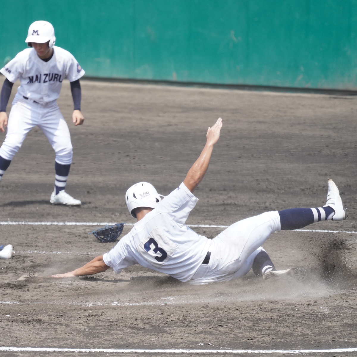 高校野球　投打の中心選手が活躍し、大分舞鶴が好発進