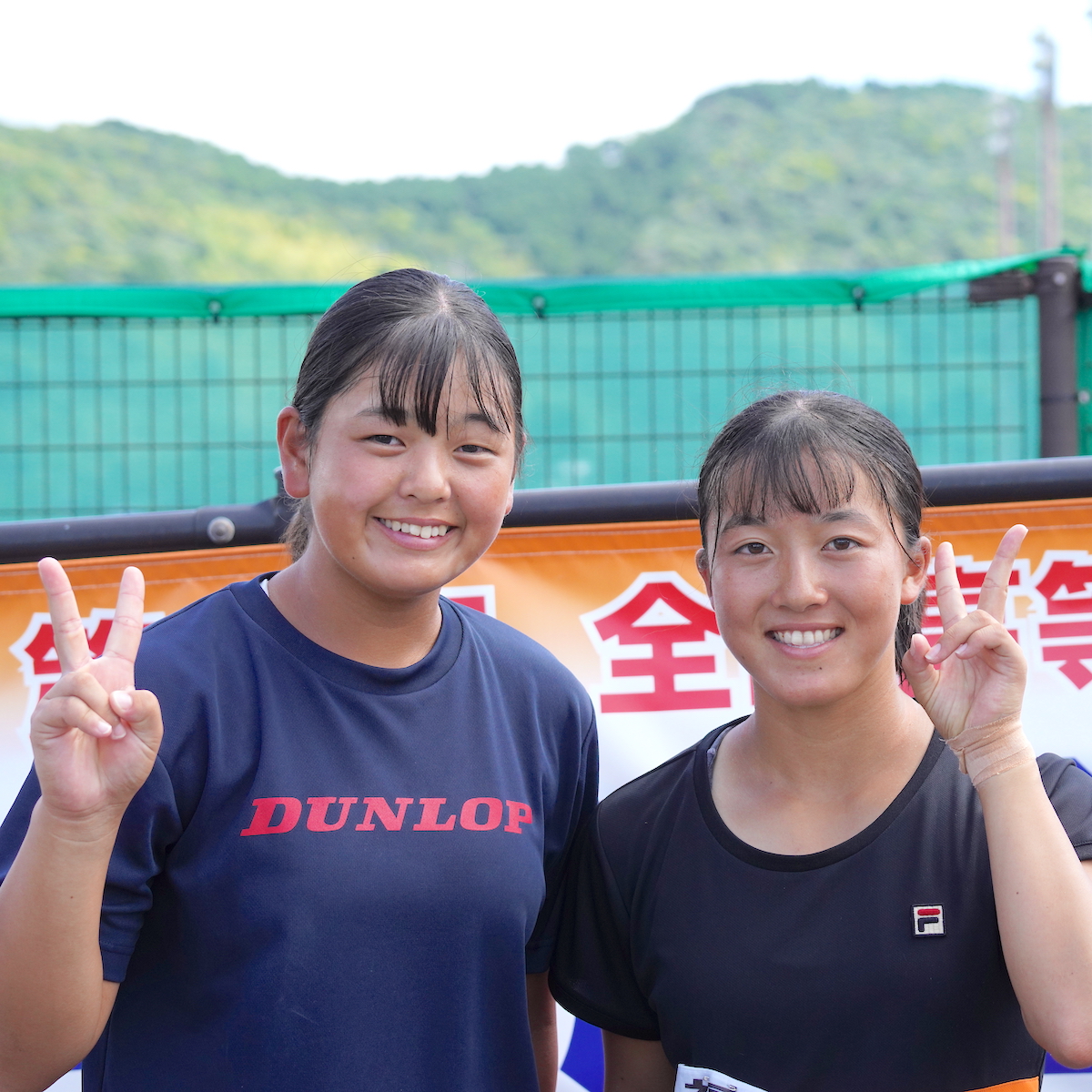 インターハイ　テニス女子　最後まで走り切った福徳学院「悔いなし！」
