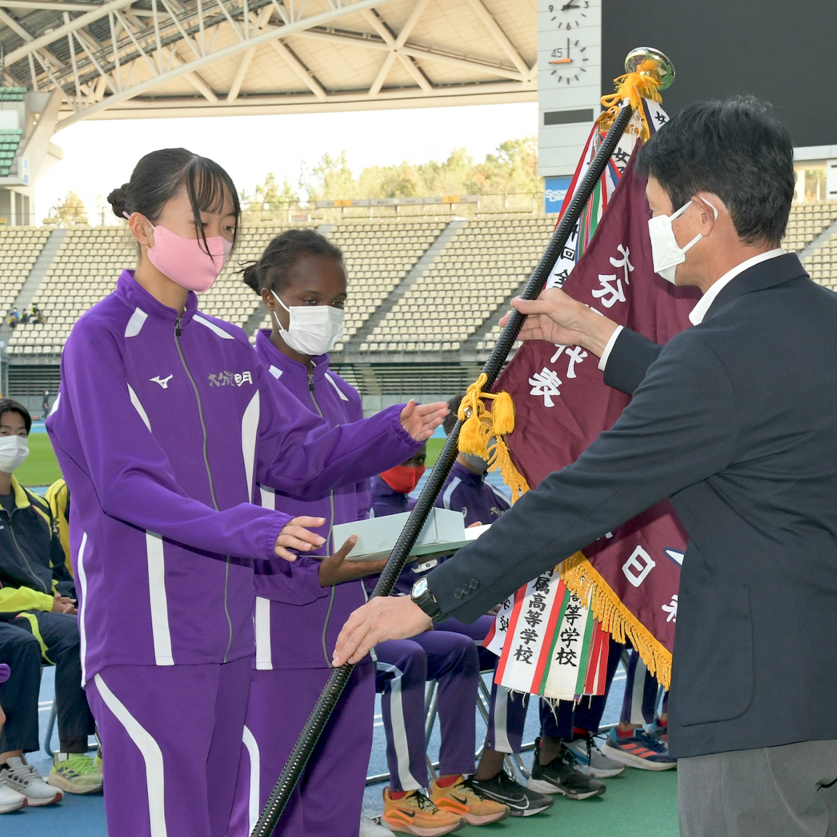 県高校駅伝競走大会　女子　全員が区間賞の「完全優勝」で、大分東明が８連覇達成　【大分県】