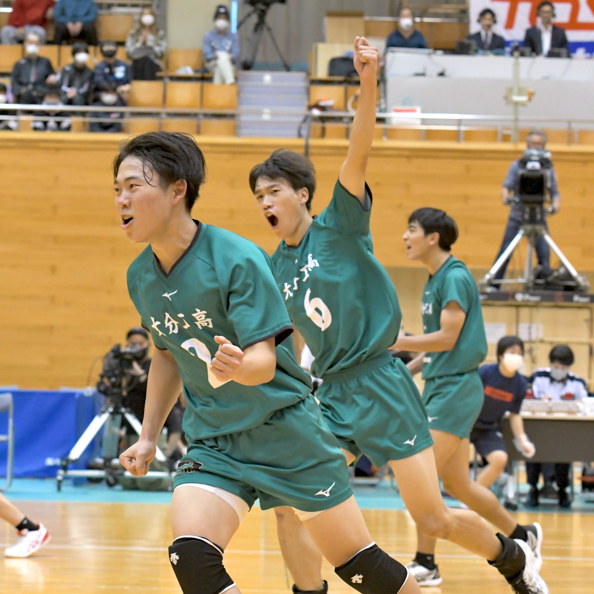 春の高校バレー県予選　男子　３年生力を発揮した大分工業が連覇を達成　【大分県】