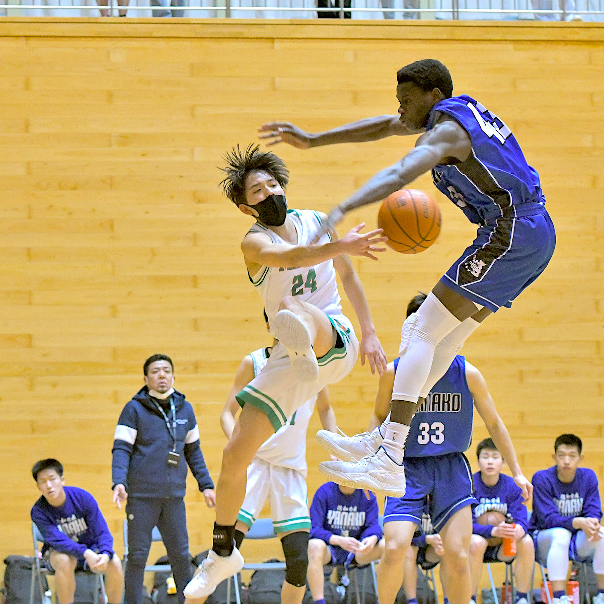 県高校新人大会　バスケットボール男子　連覇達成の別府溝部学園、県内無敗を目指す１年が始まる　【大分県】