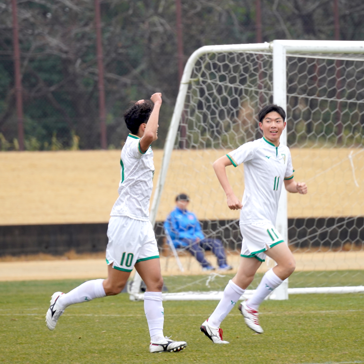 県高校新人大会　サッカー男子　柳ケ浦が２連覇、個の力を発揮し逆転呼び込む　【大分県】