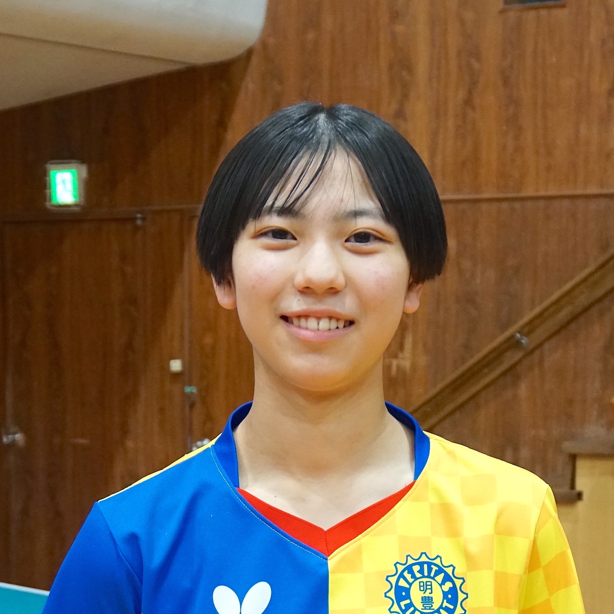 明豊高校卓球部　安里和華（２年）　file.722