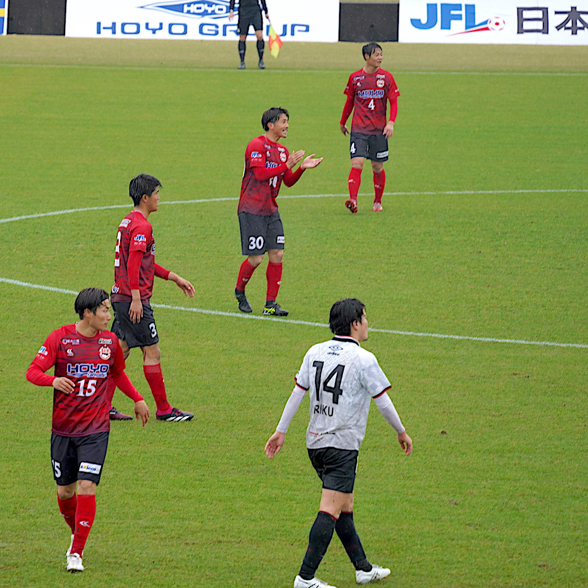 ヴェルスパ大分　開幕３試合総括　中央のバランス統制がカギ　【大分県】