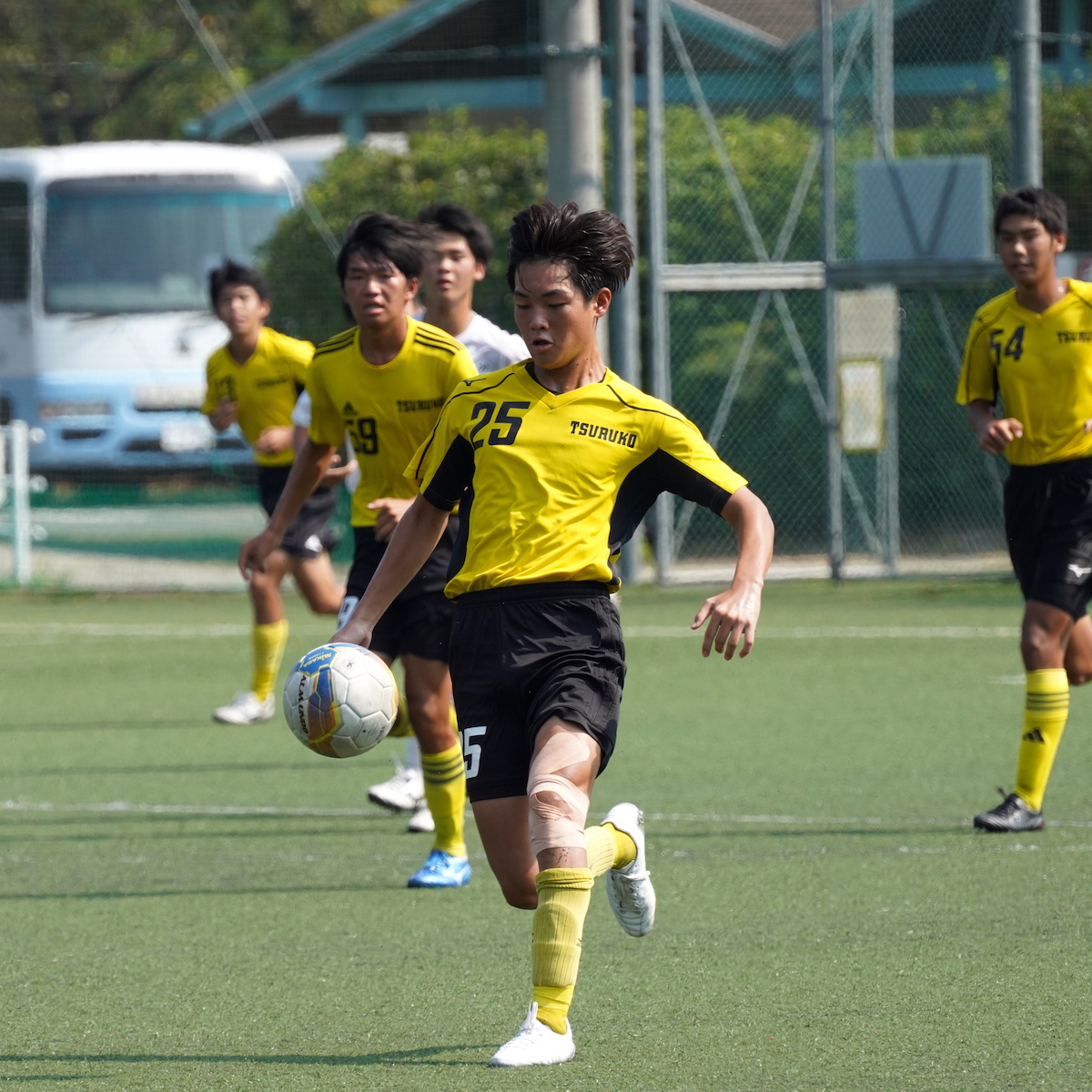 全国高校サッカー選手権県予選前企画（１）　鶴崎工業　堅守に決定力を加え頂点目指す　【大分県】